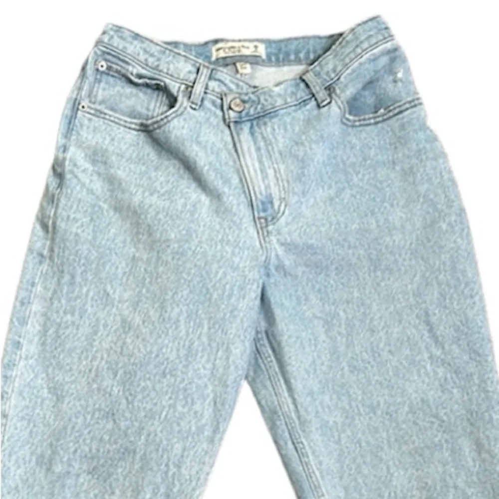 Abercrombie and fitch the 90s straight ultra high rise curve love jean size 28/6 - Picture 3 of 12